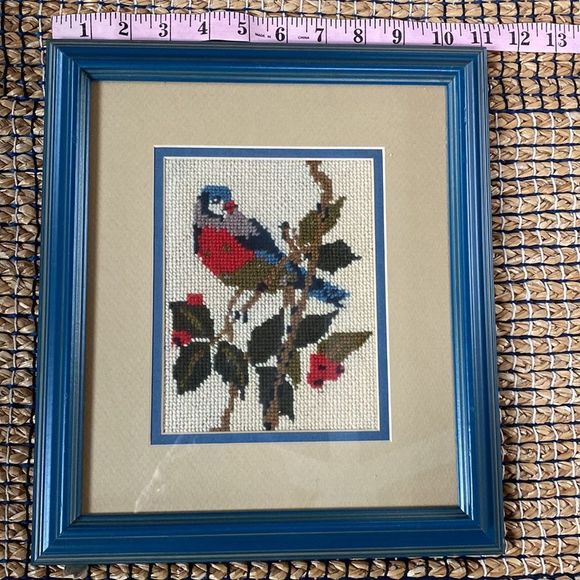 Vintage Handmade Needlepoint Bird on a Branch -Framed - Picture 11 of 14